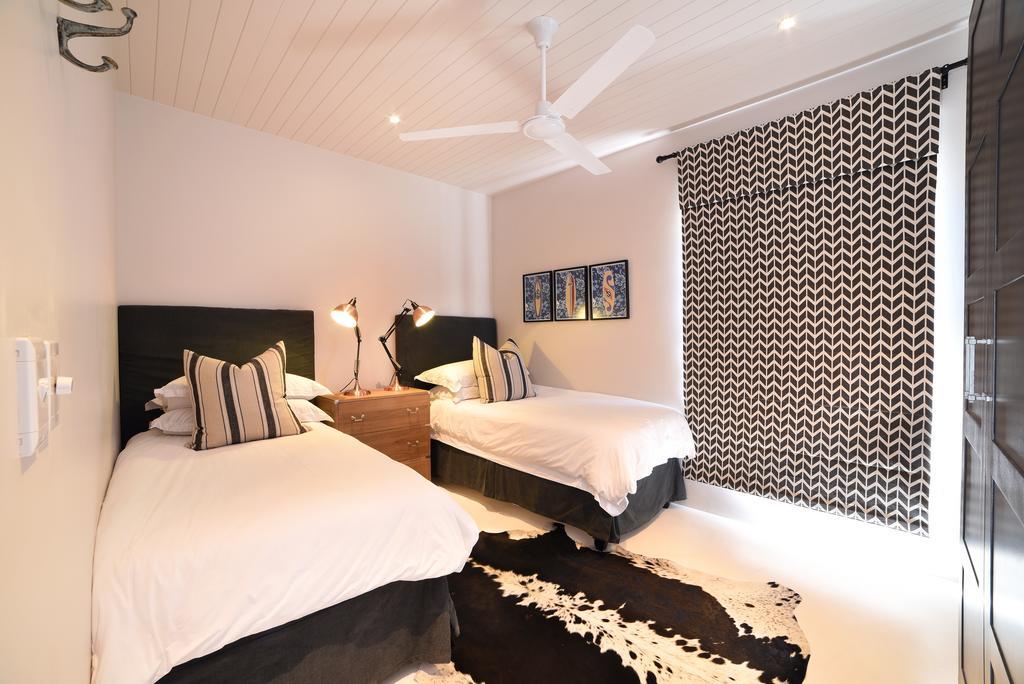 The Boat Shed By The Oyster Collection Villa Kenton on Sea Bagian luar foto