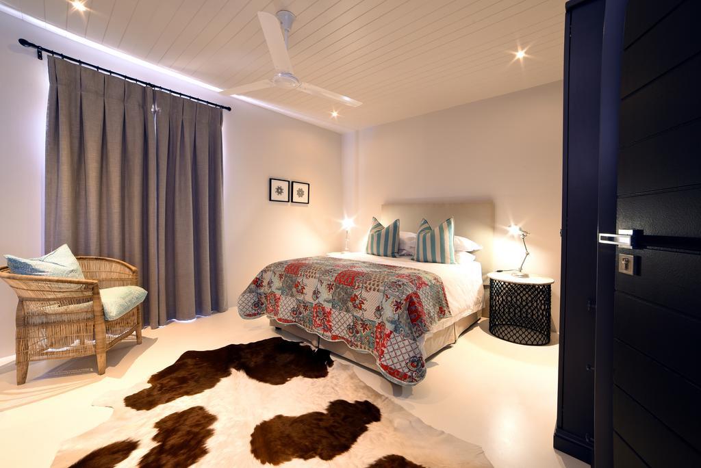 The Boat Shed By The Oyster Collection Villa Kenton on Sea Bagian luar foto