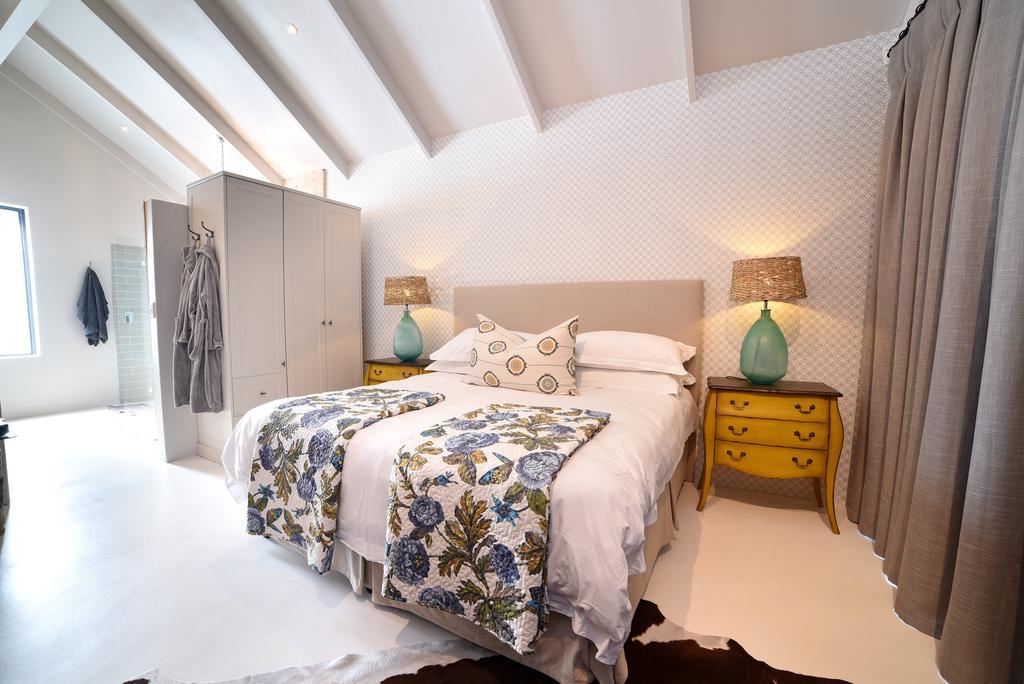 The Boat Shed By The Oyster Collection Villa Kenton on Sea Bagian luar foto